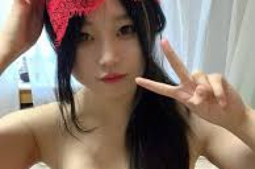 娱乐圈大瓜连连！黄子韬违规停车被罚迪丽热巴新片惊喜亮相